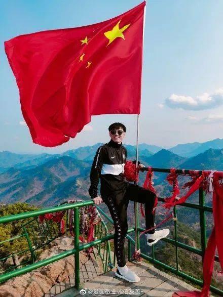 怎么追巨蟹座的男生游戏画面