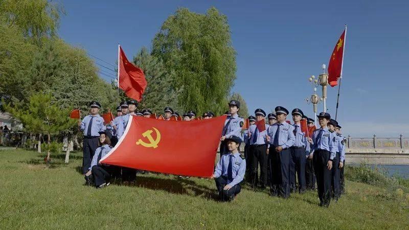 小小兵团