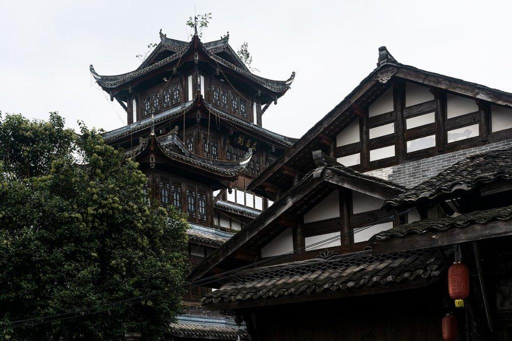 逃离遗弃的建筑5